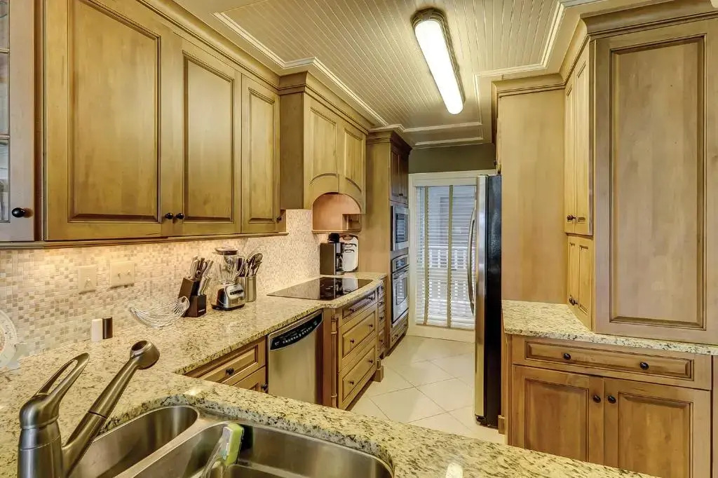 211 Shorewood 2 BR Oceanfront Condo