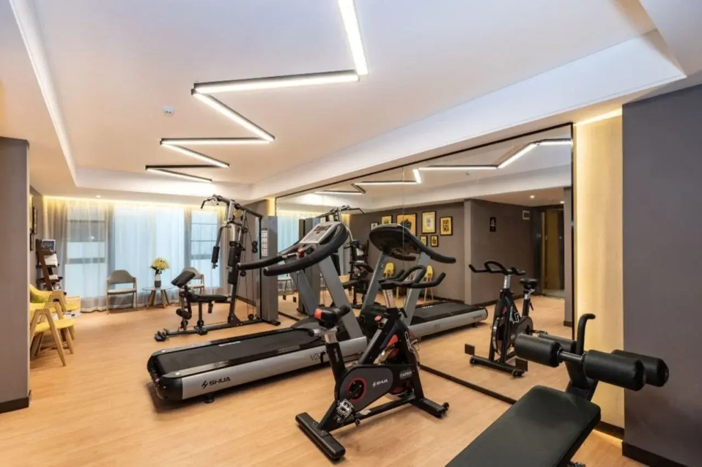 Atour Hotel Swimming Beach Qinglv Road Zhuhai
