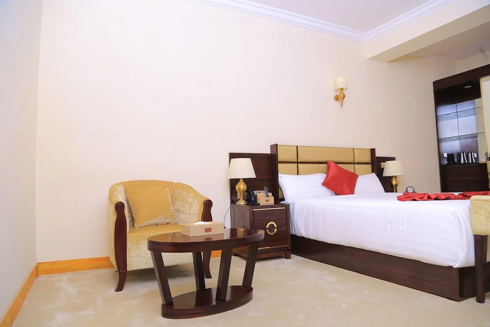 Sunland International Hotel