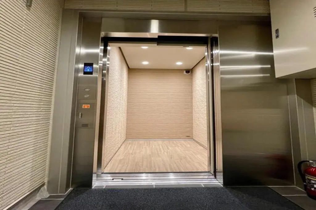 SHINJUKU WARM HOUSE