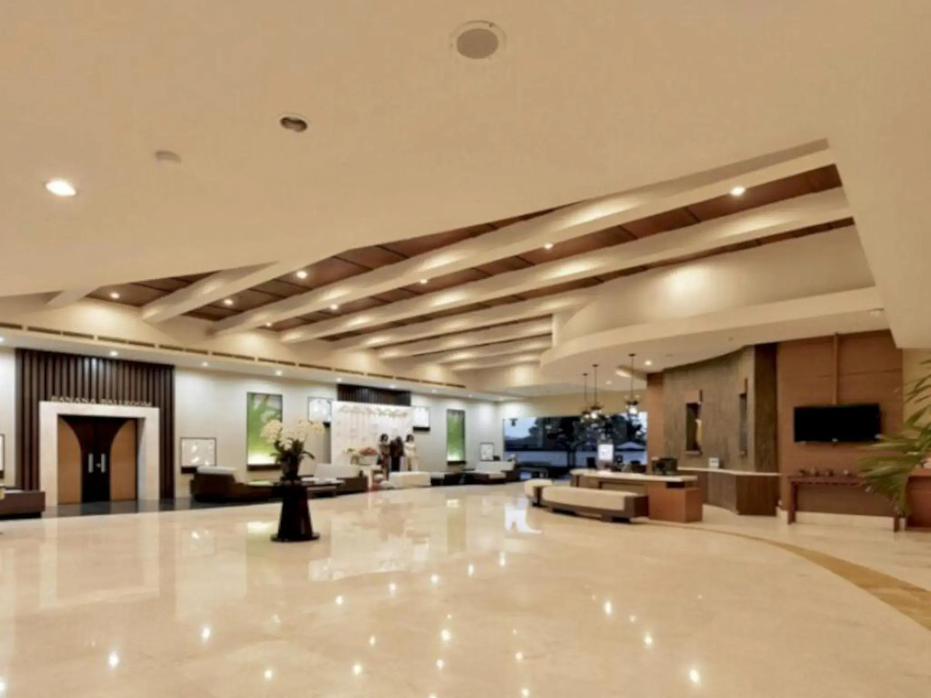 Banana Inn Hotel