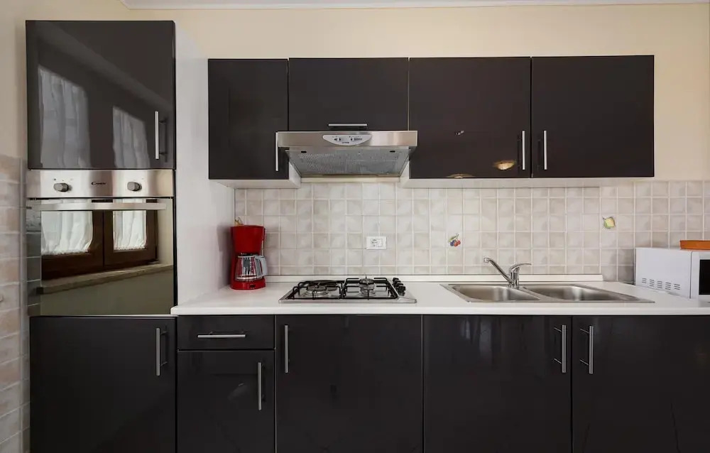 Three-Bedroom Holiday Home In Tinjan