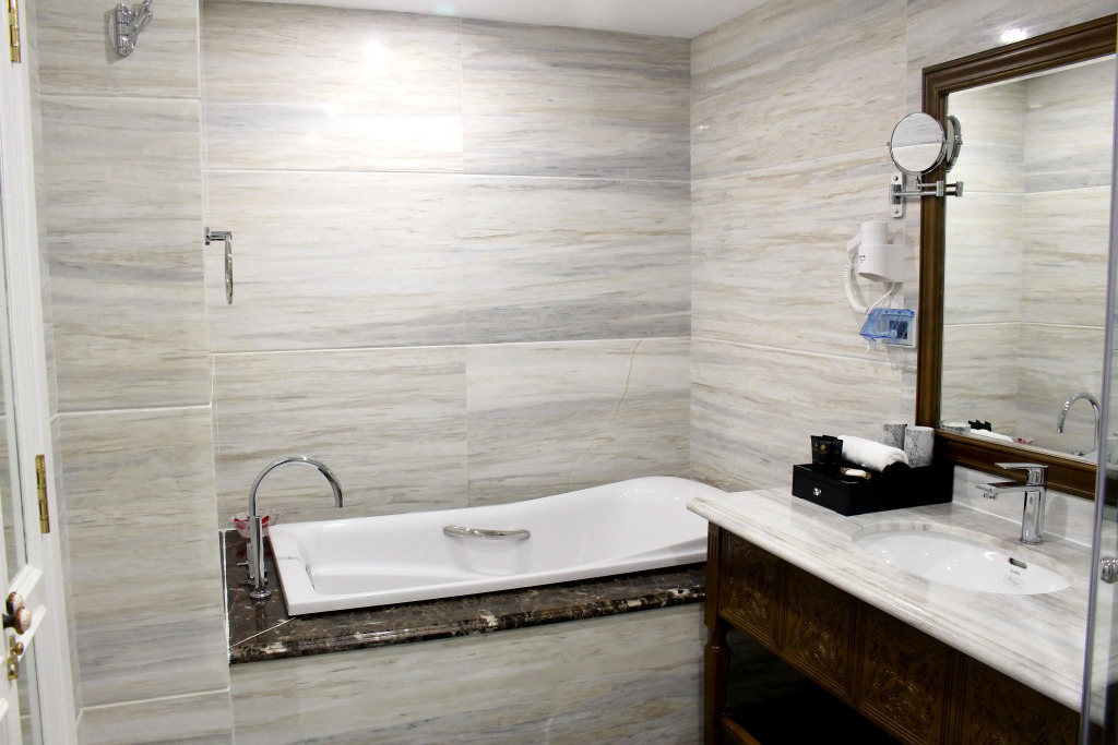 Hanoi Dalvostro Valentino Hotel & Spa