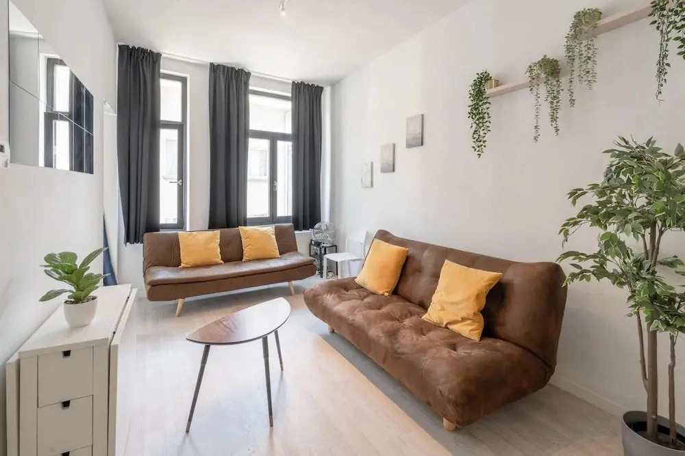 Stylish Antwerp City Apartment for 7