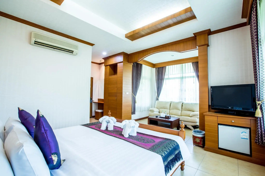 Juntra Resort and Hotel