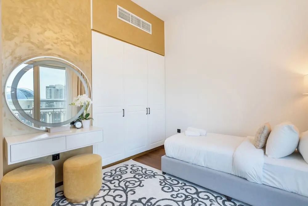 Marina Residences 2 501