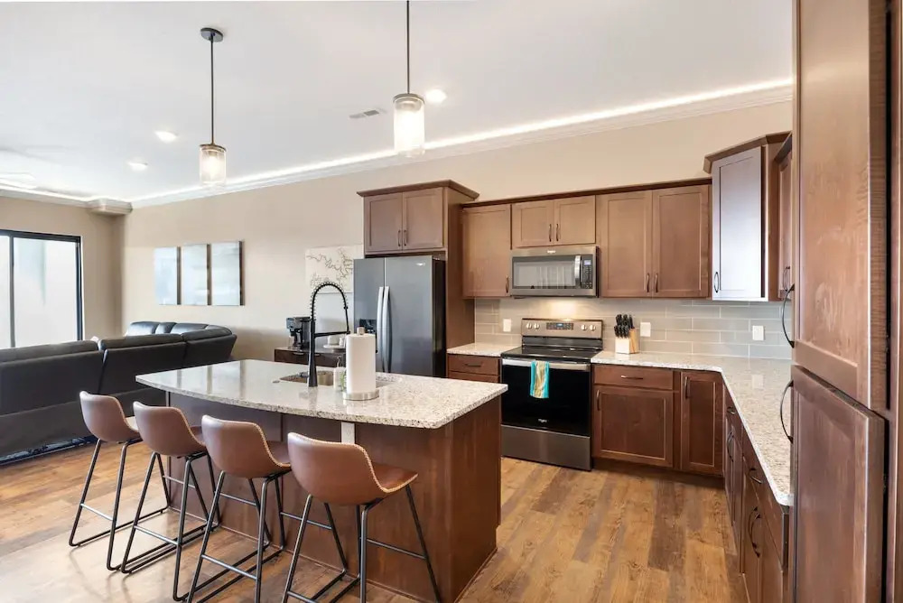 Brand New Complex, Central Location, Amazing Views