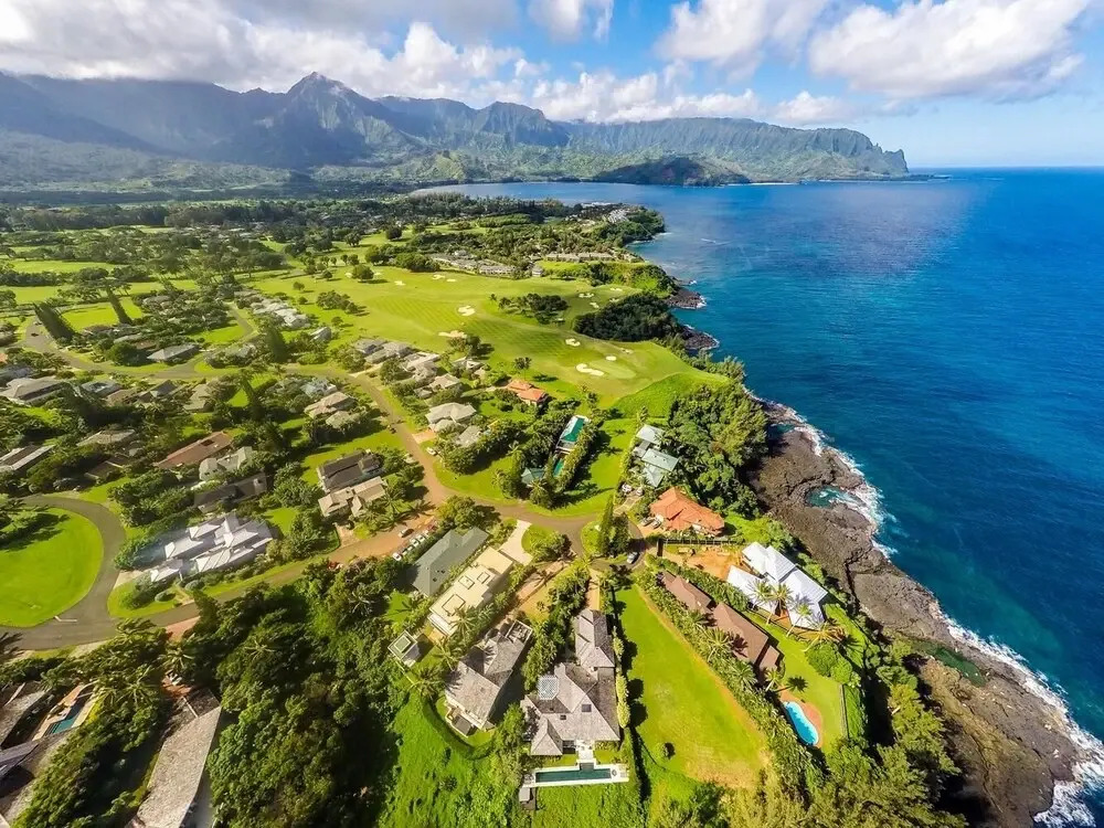 Punahele Point 3 Bedroom Home by Redawning