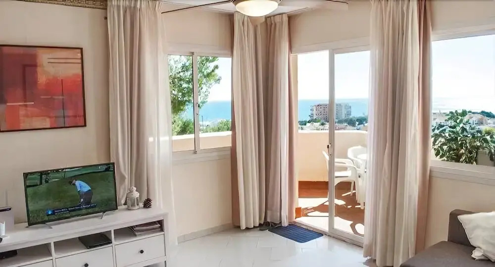 Lovely Apartment with Pool and Views Ref 113