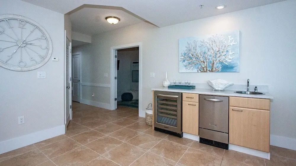 Three Bedroom Condo With Stunning Views - Unit Crc1110