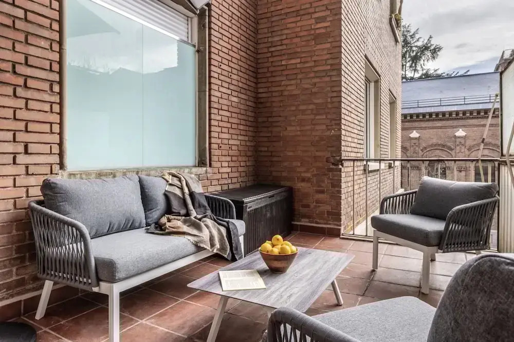 Real - 3 Bedroom and Terrace in Almagro