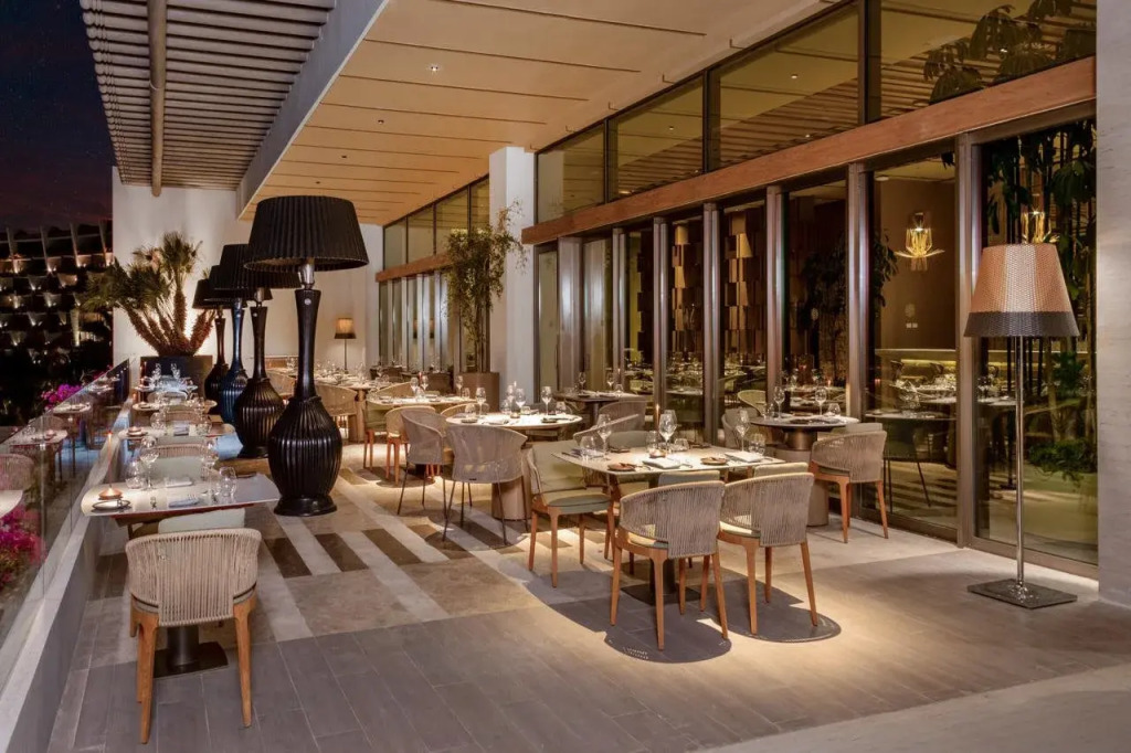 Grand Velas Boutique Hotel
