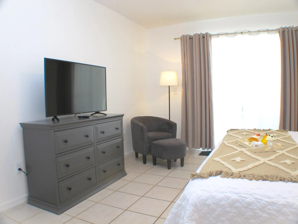 *Renovated* Central Located Pool Home: BP20, Kissimmee, US