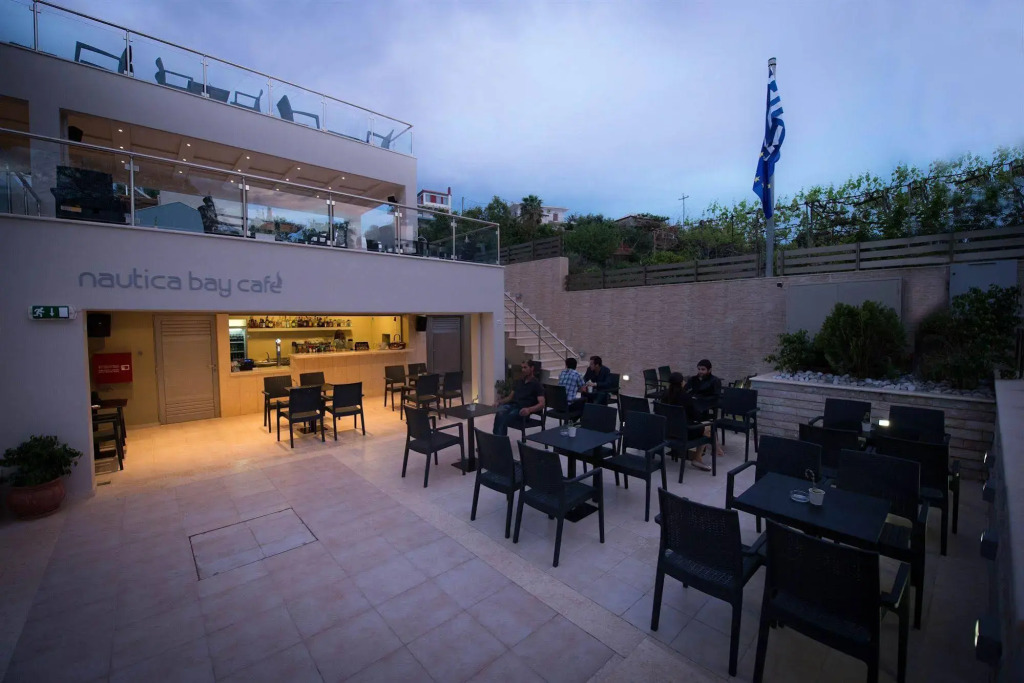 Mantinia Bay Hotel