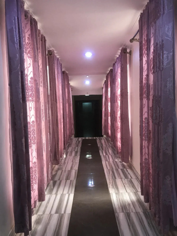 Ritz-Carinton Suites