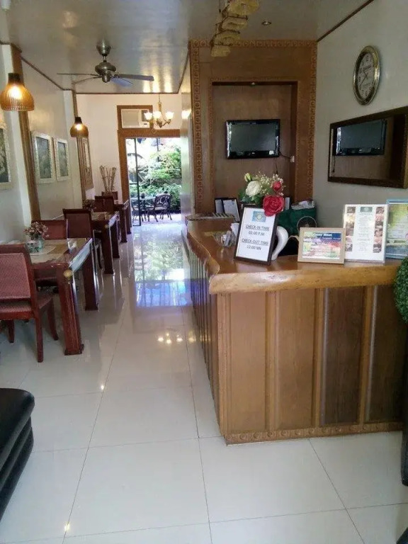 Lawaan Garden Inn
