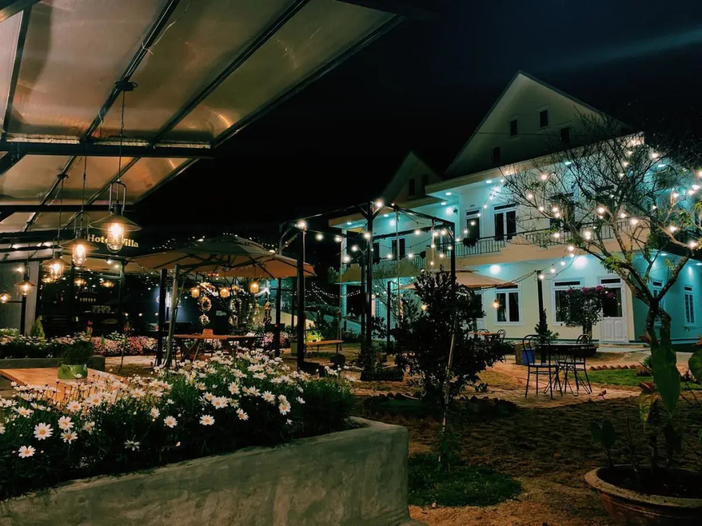 Calais Hotel Villa