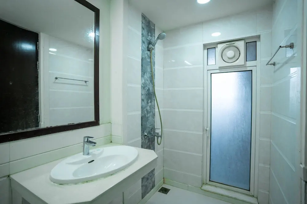 Urban Stay Service Apartment