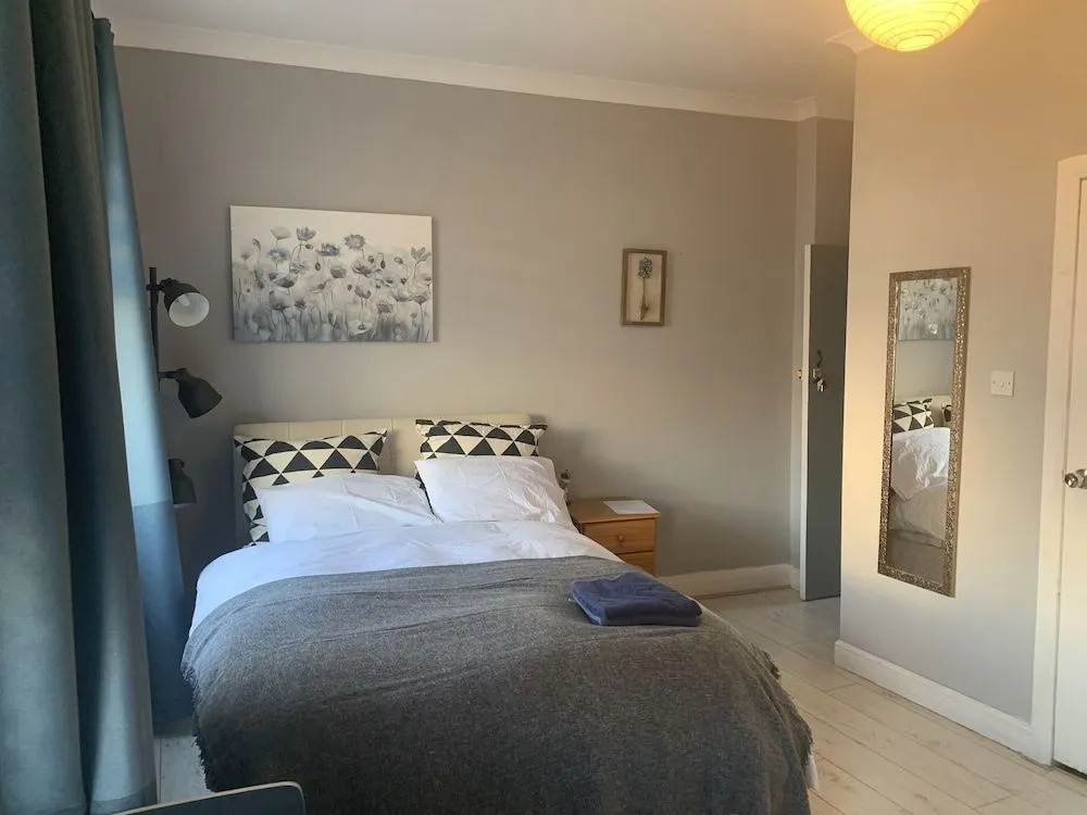 Camden Apartment