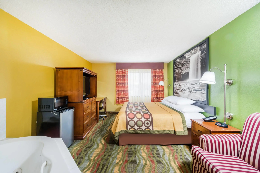 Super 8 by Wyndham Jacksonville