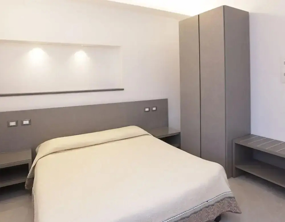 Fegina Deluxe 3 Bedrooms 3 Bathrooms