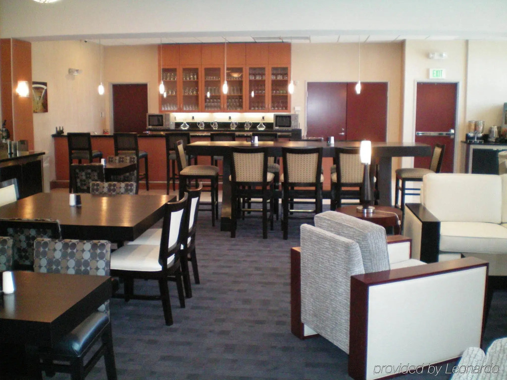 Staybridge Suites: Las Vegas - Stadium District by IHG