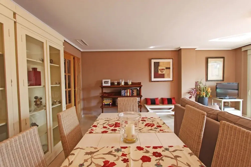 1039 Beach Front Second Line Penthouse Large Pool Garden Area Direct D