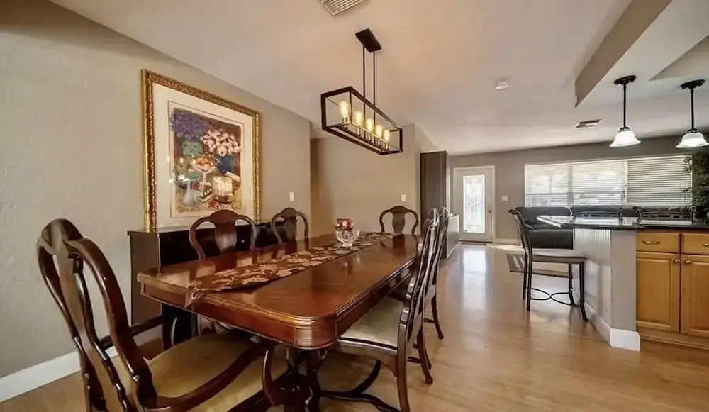 Tropical Oasis Fantastic 4 BD 3 BTH Home