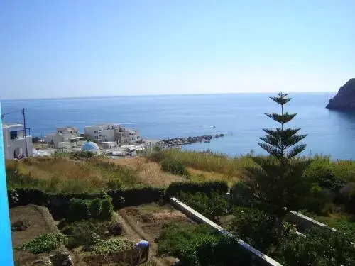 Floras Apartments