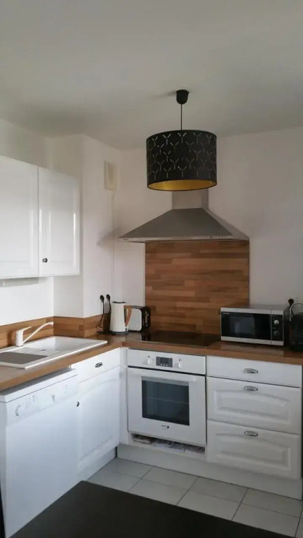 Apt 50m2 avec Balcon tout équipé proche d'Avignon