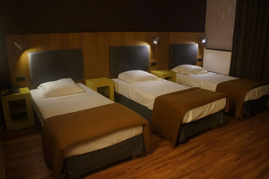 Hotel EUROCAP - SKY APART HOTEL