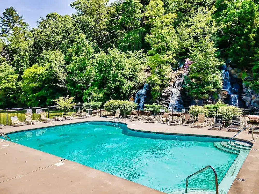 Timberwolf Vista w HotTub Pool View