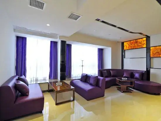 Lifeng Hotel (Guiyang Huaguoyuan Fortune plaza)