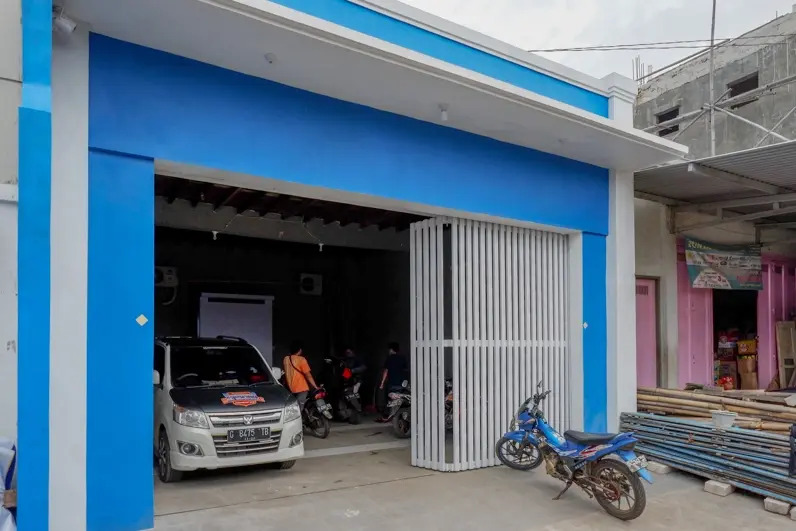 RedDoorz near Pasar Batang