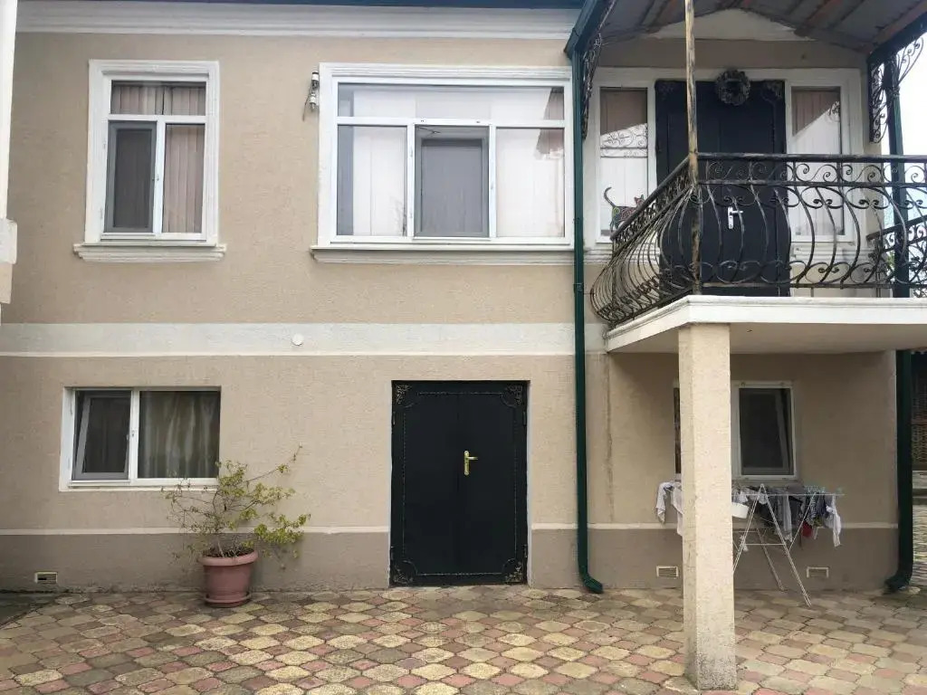 Guesthouse On Nazadze Street 71