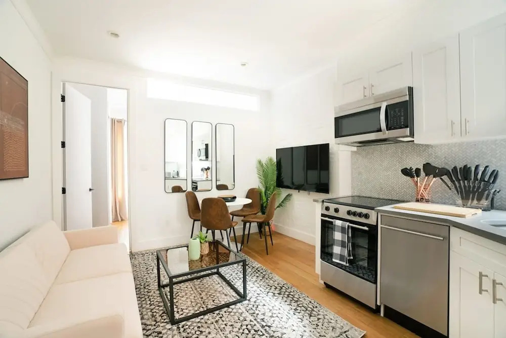 1290-16 New Renovated 2 Bedrooms in UES
