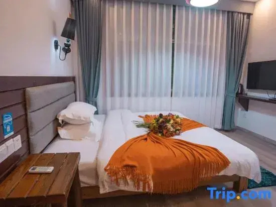 Old Lane Qisuo Homestay (Tianmen Mountain Cableway Station Branch)
