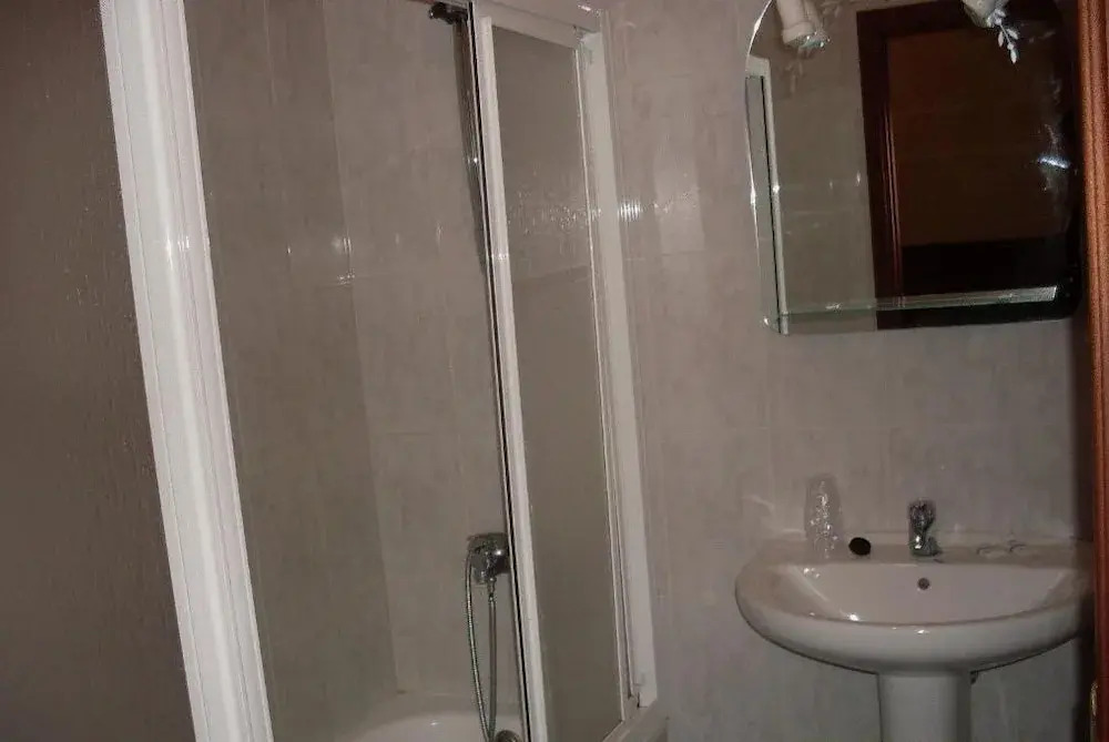 Hostal Restaurante Delfin