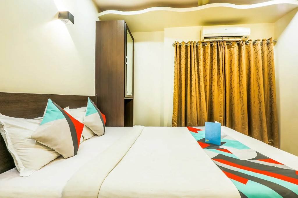 FabHotel Adore Inn