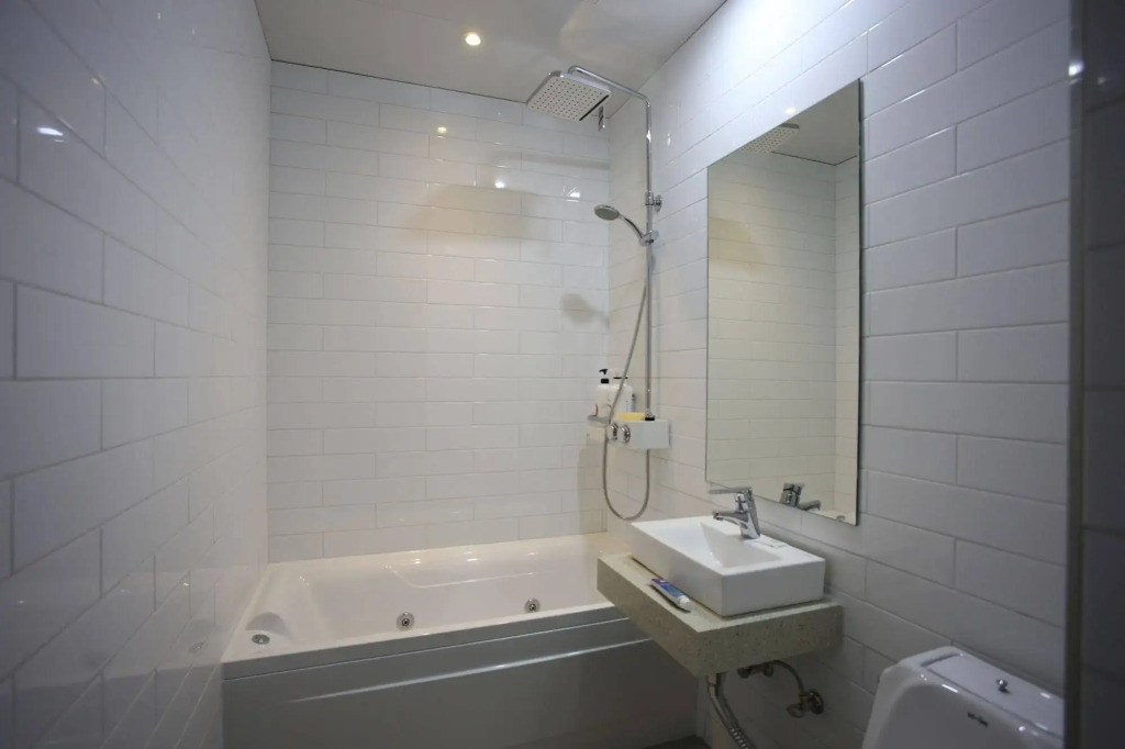 Cello Hotel