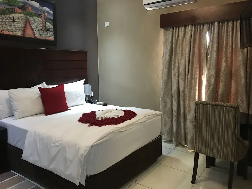Lalla Villa Guest Lodge