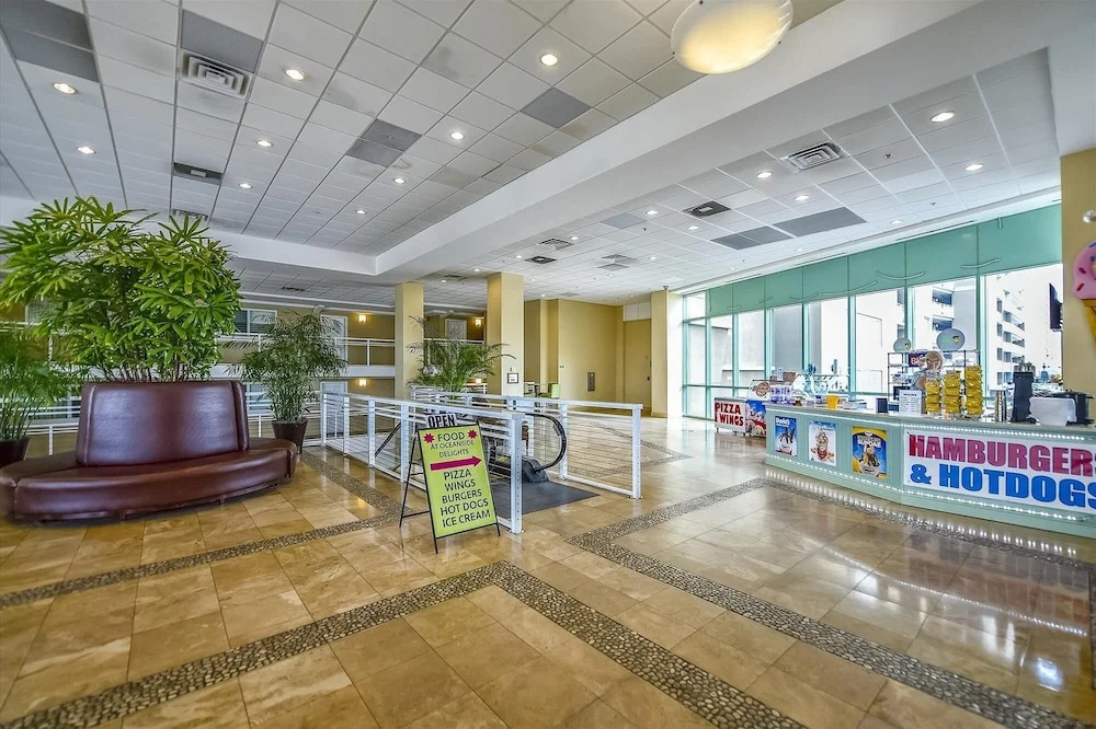 Emerald Beach 1830 - 2 Bedroom/2 Bath+Bunks 2 Condo by RedAwning