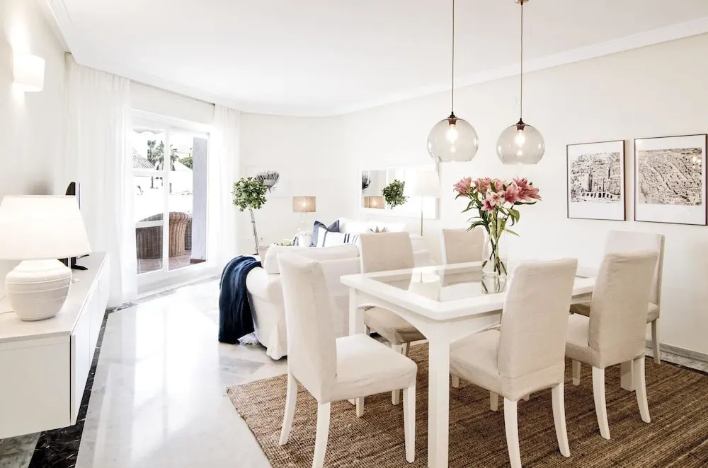 ELD3- Spacious 3 bedroom apt close to Puerto Banus