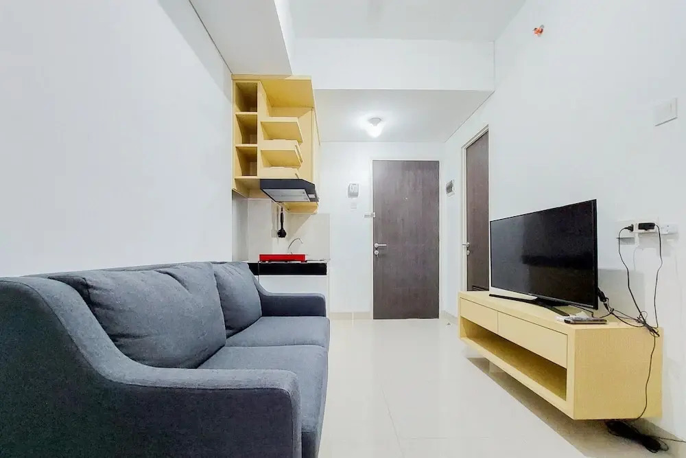 Fully Furnished 1Br With Study Room At Serpong Garden Apartment