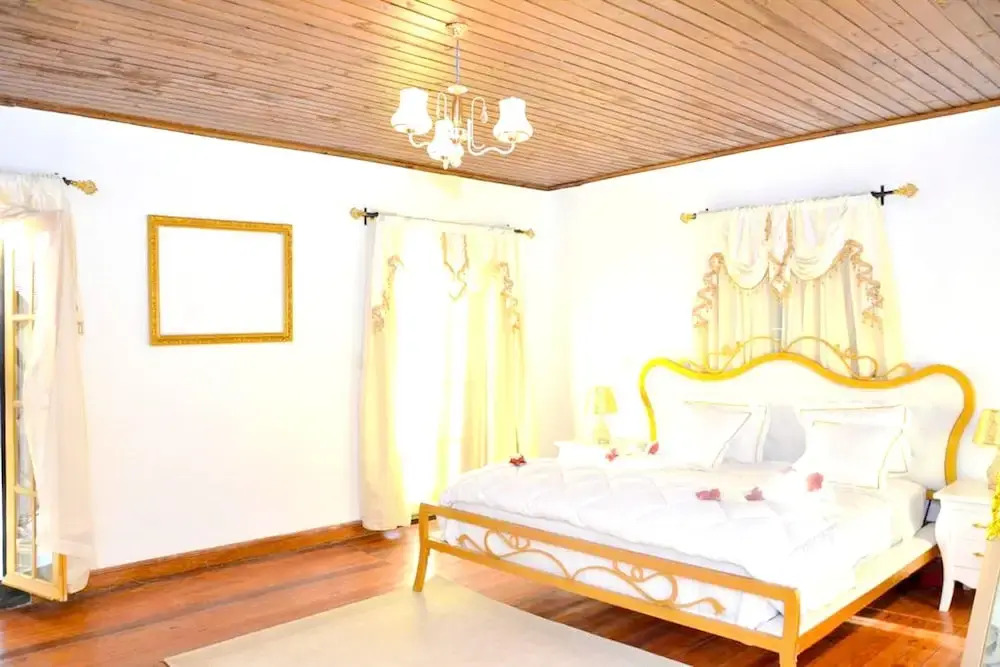 House With 2 Bedrooms in Ambohimitsimbina, With Wonderful City View, F