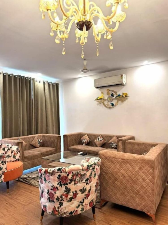 Fortune Home Service Apartment E-28 1A