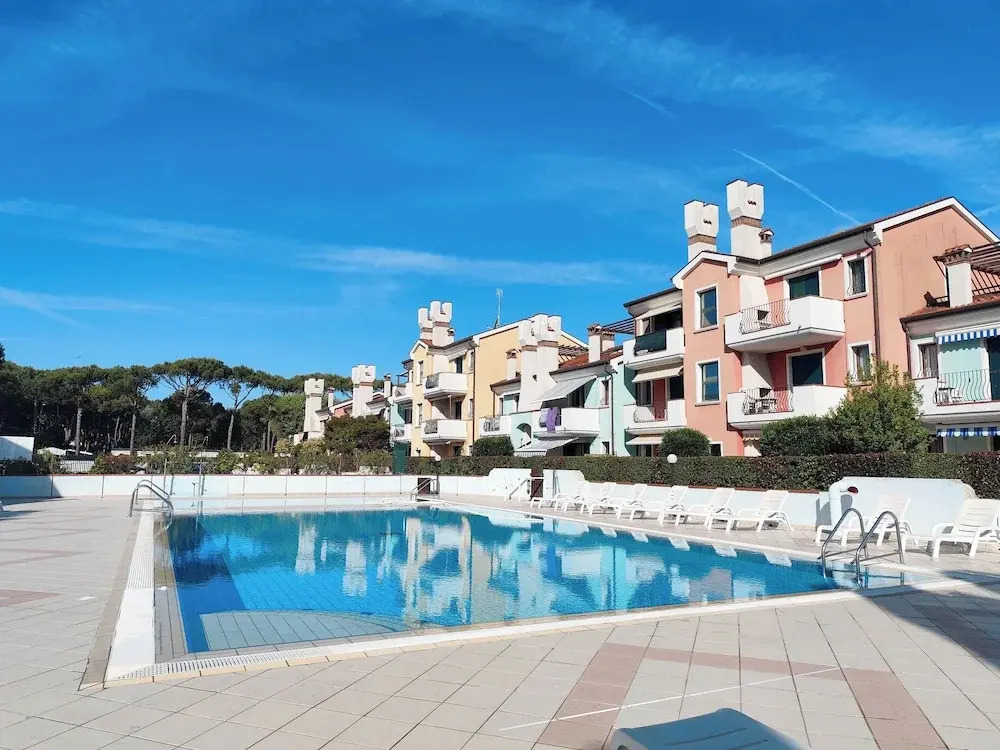 Relaxing Apartment With Pool Access