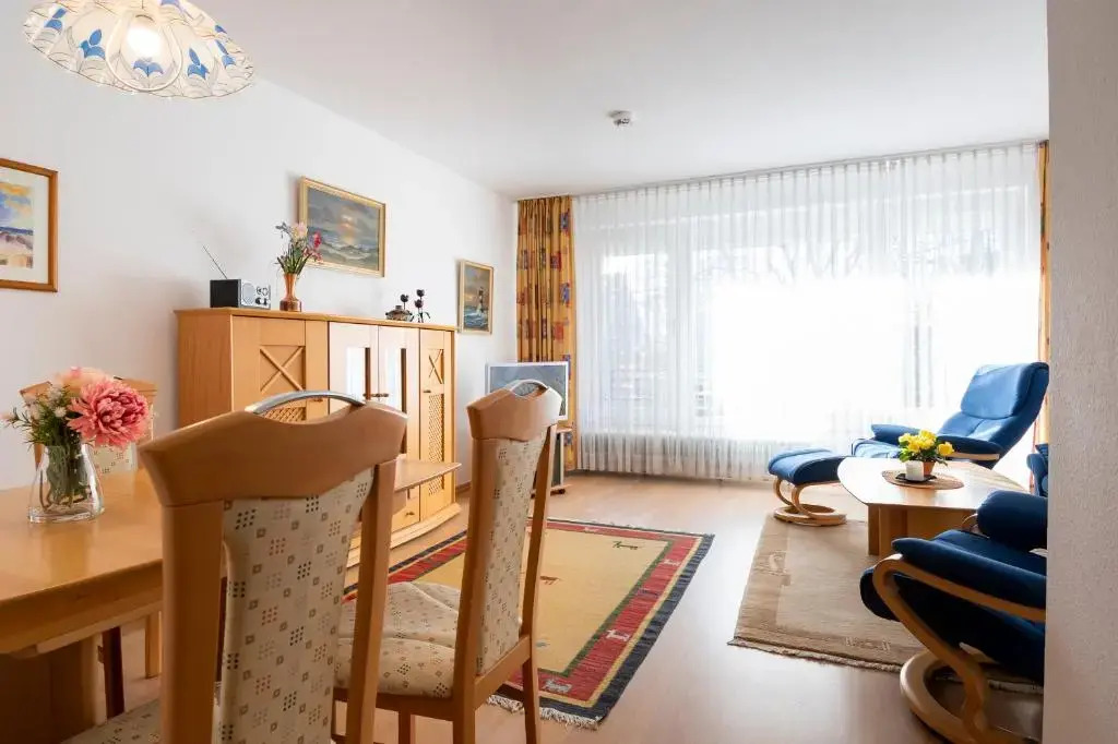 Waldstraße 2 Wohnung 14