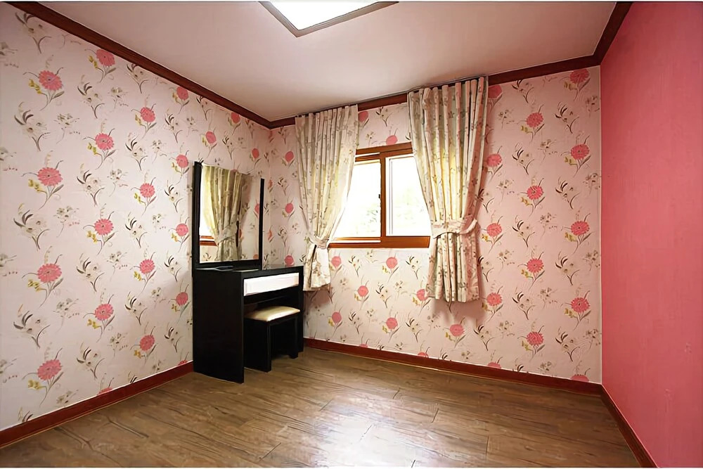 Taean Carib Pension