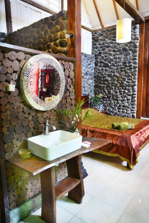 The Riverside Javanese Cottages